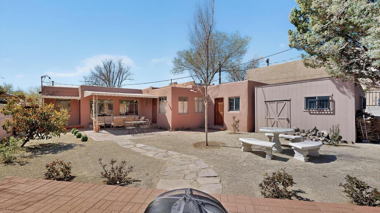 Photo of Outdoor in Raynolds Addition