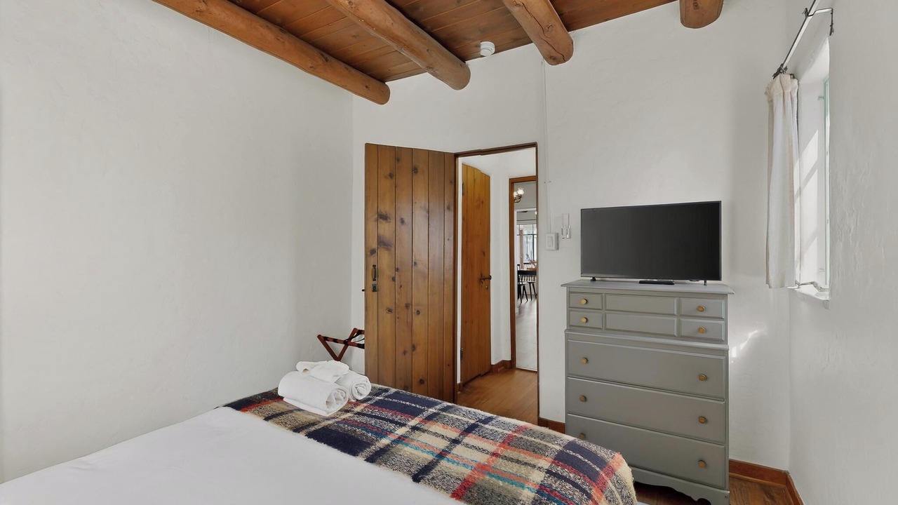 Photo of Bedroom in Raynolds Addition