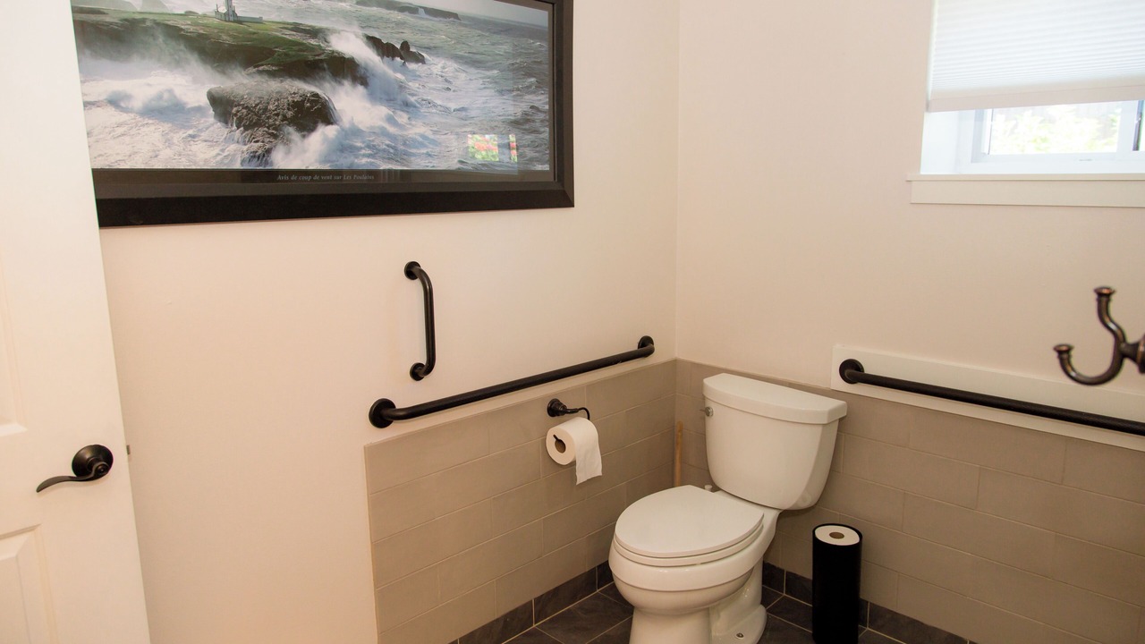 Photo of Bathroom in Highland Park