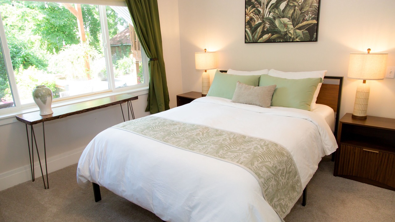 Photo of Bedroom in Highland Park