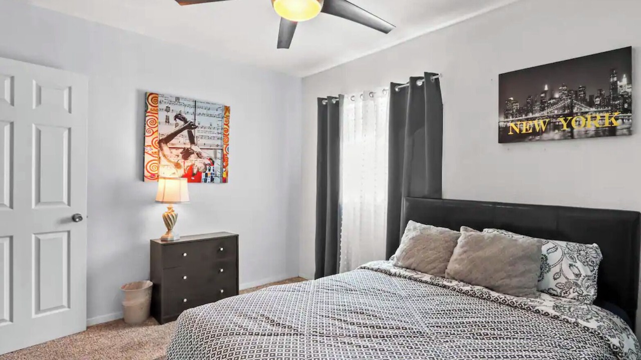 Photo of Bedroom in Northeast El Paso