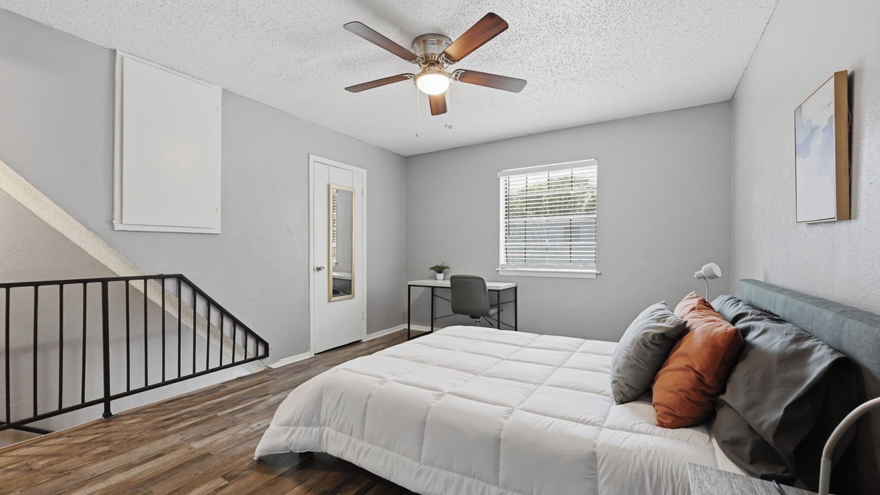 Photo of Bedroom in South Arlington