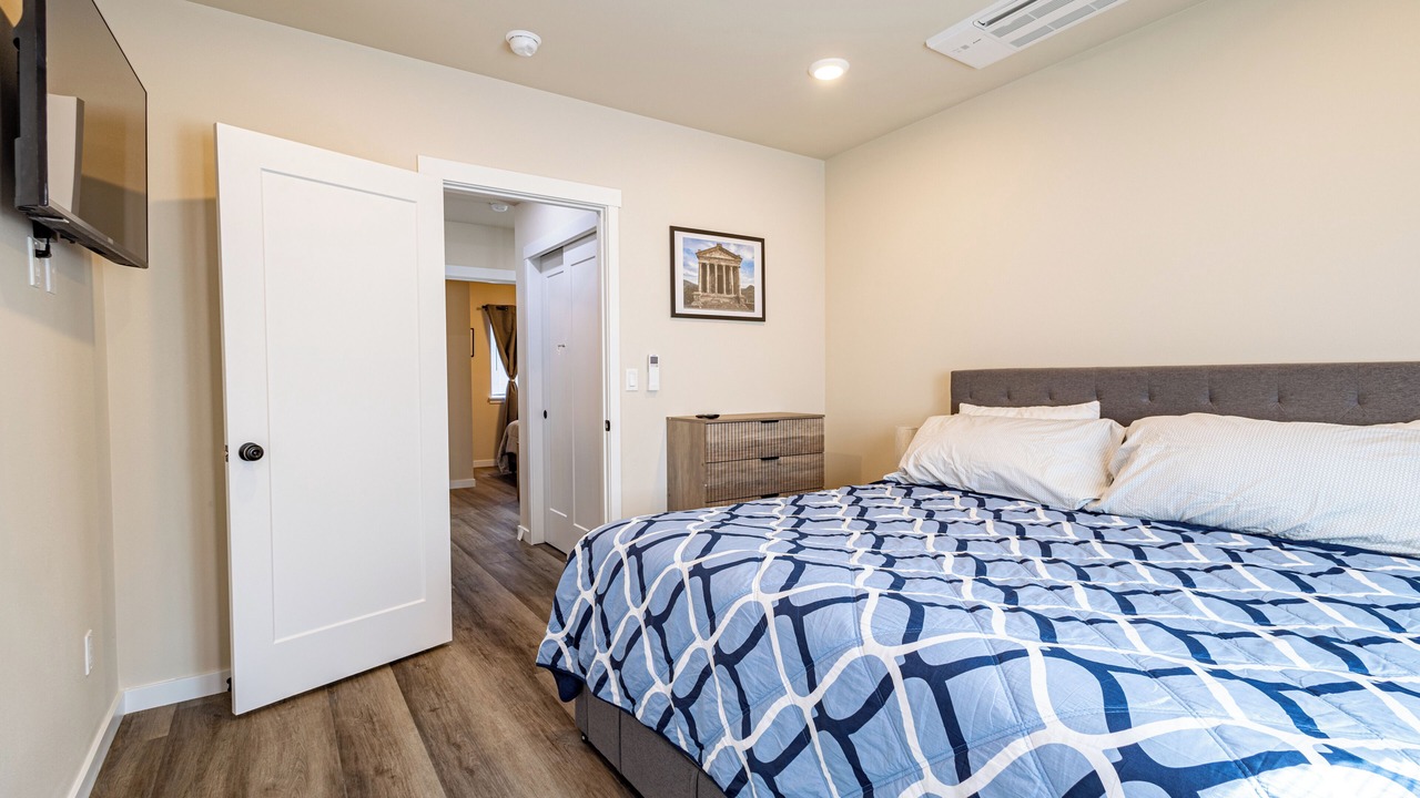 Photo of Bedroom in Normandy Park