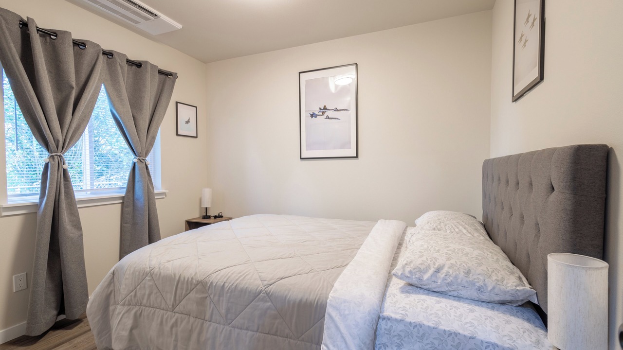Photo of Bedroom in Normandy Park