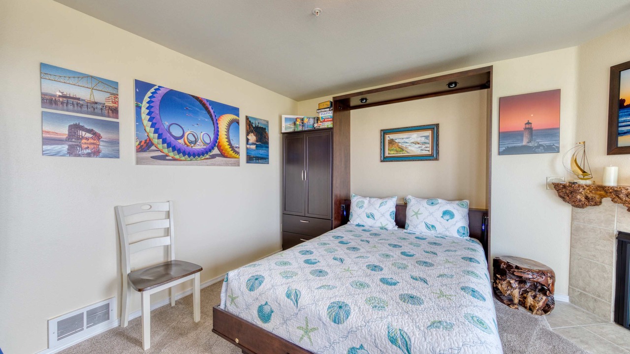 Photo of Bedroom in Long Beach
