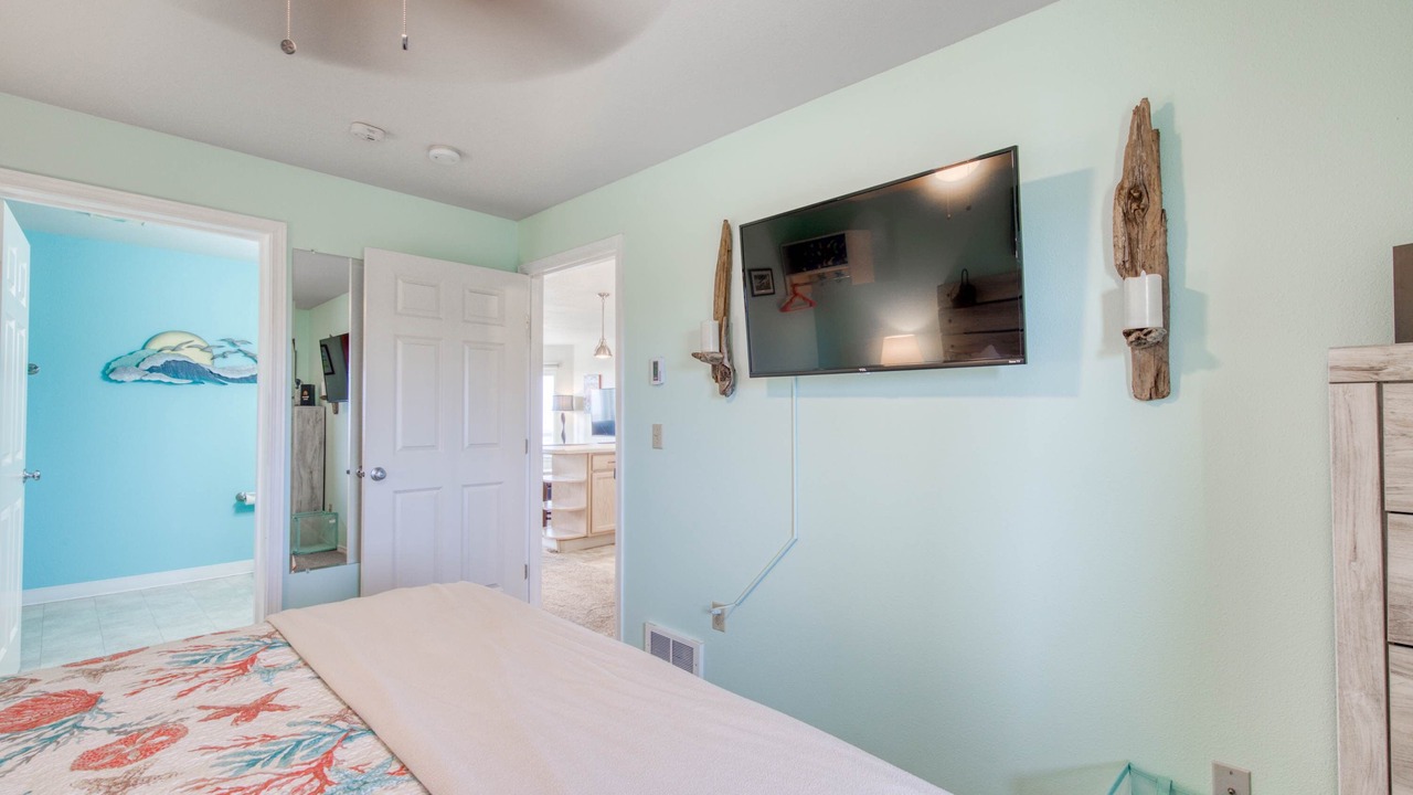 Photo of Bedroom in Long Beach
