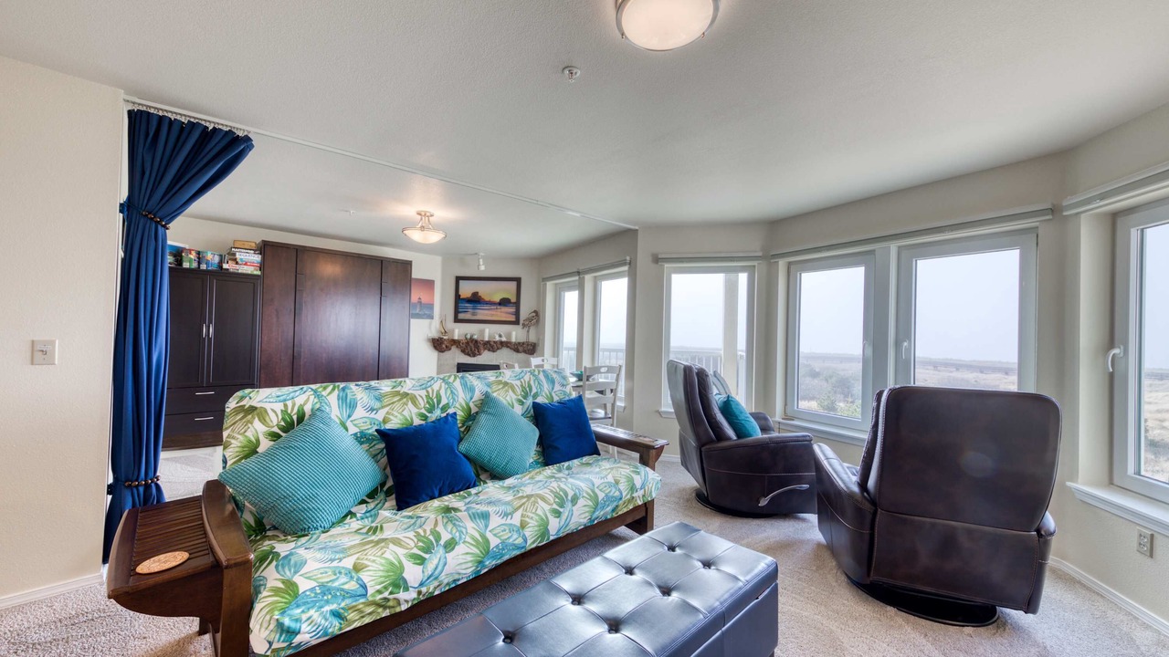 Photo of Livingroom in Long Beach