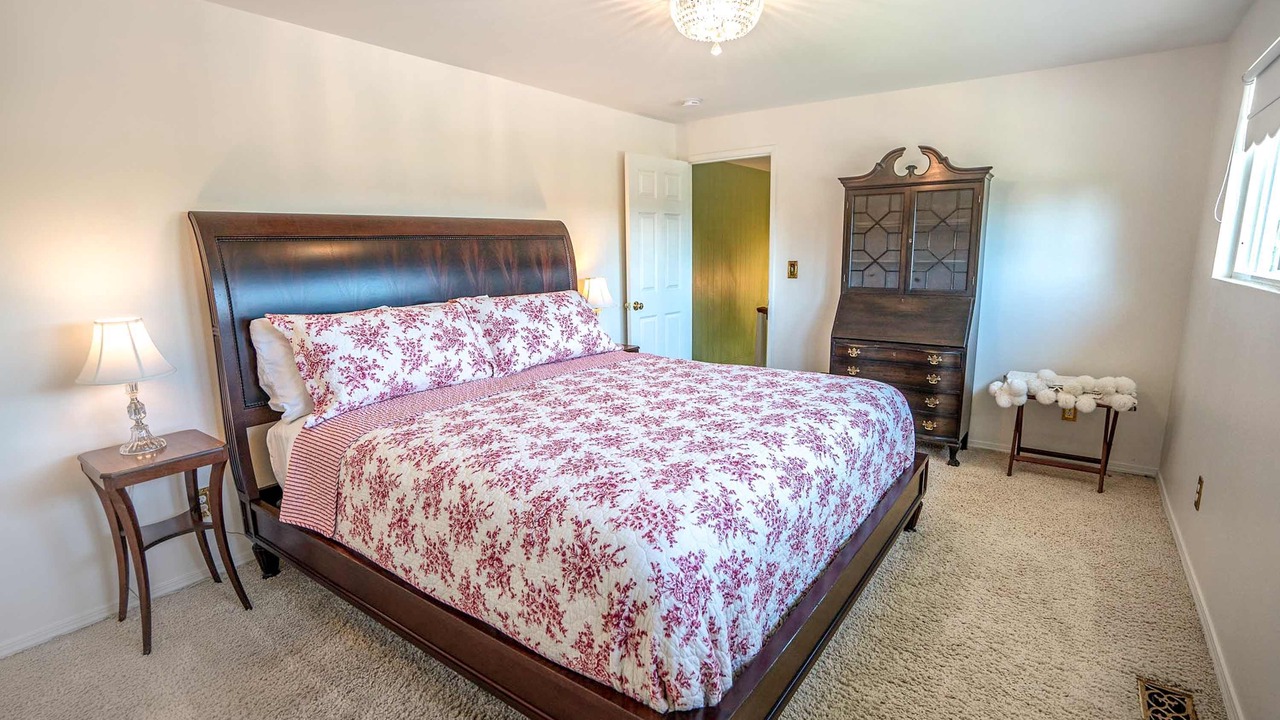 Photo of Bedroom in College Place