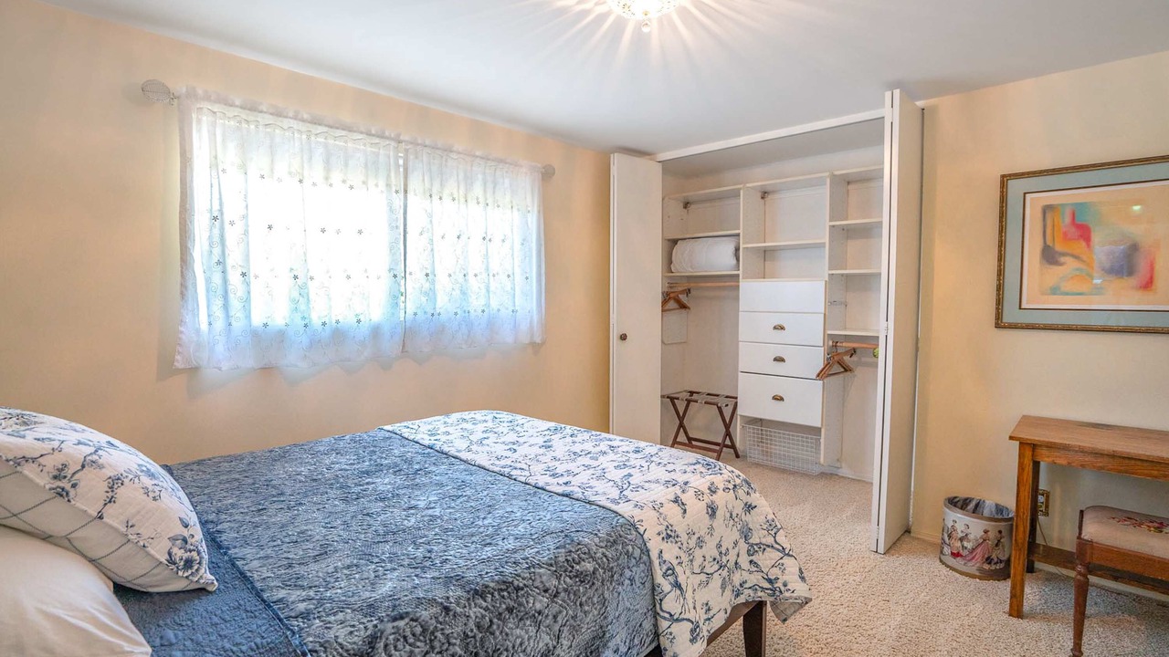 Photo of Bedroom in College Place