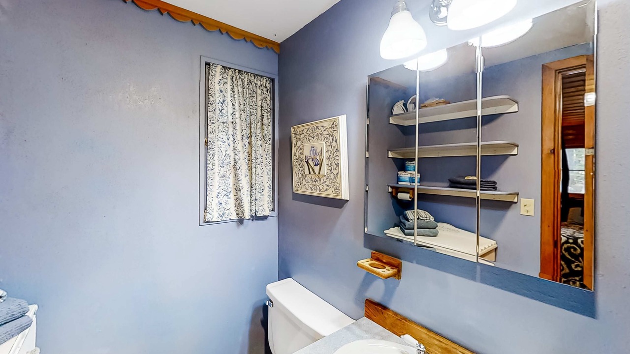 Photo of Bathroom in Joseph