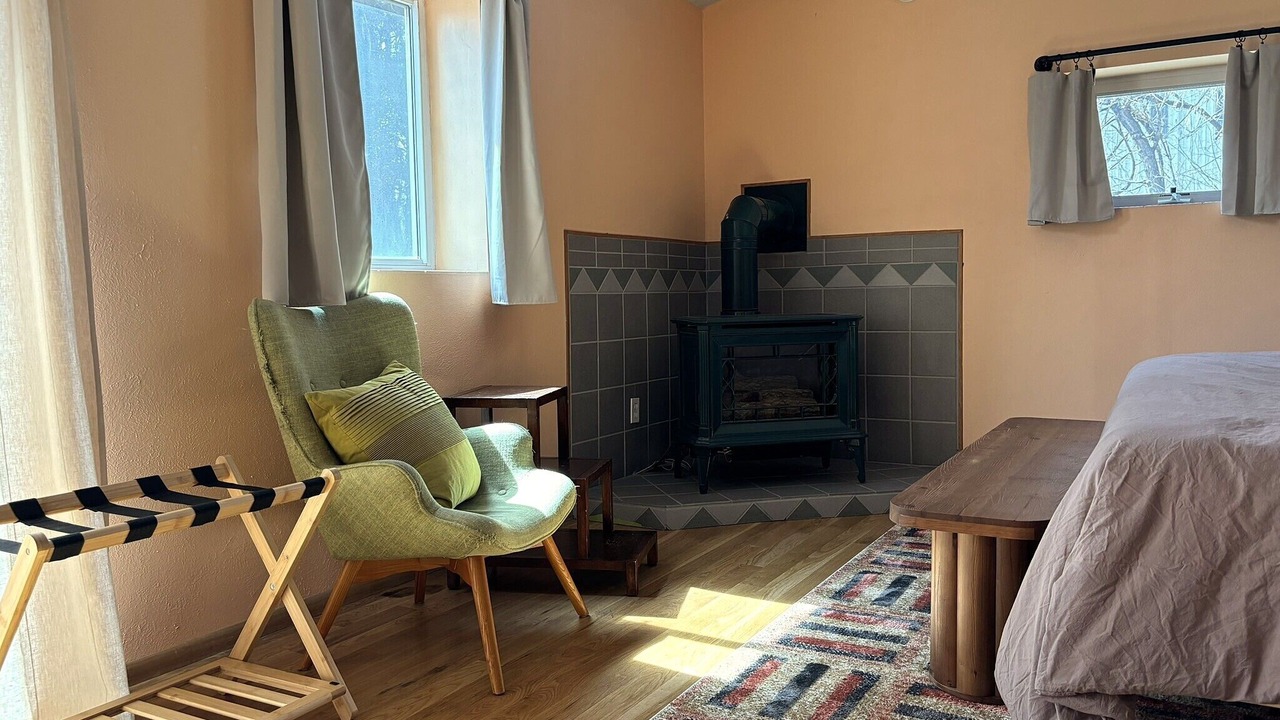 Photo of Bedroom in East Old Golden Rd