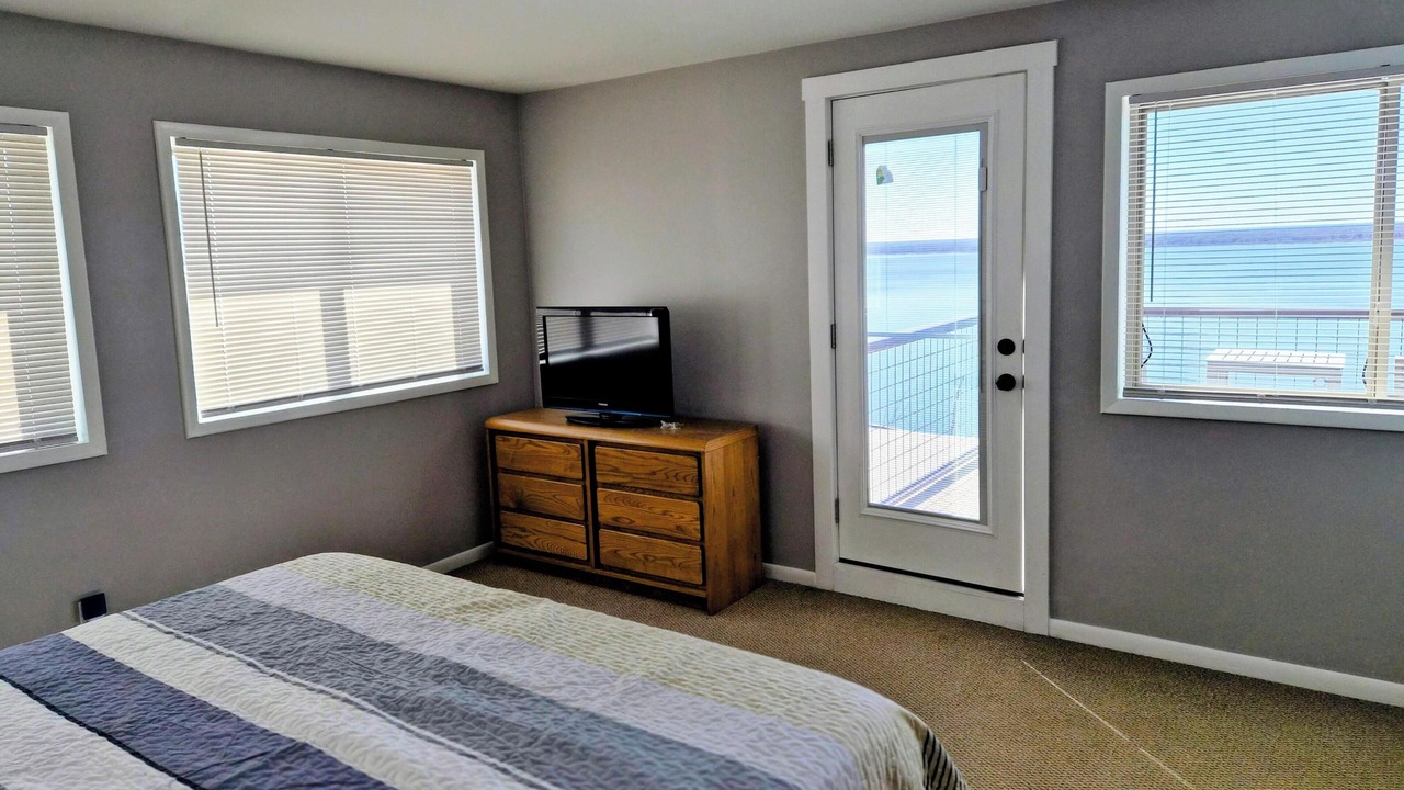 Photo of Bedroom in Whitney