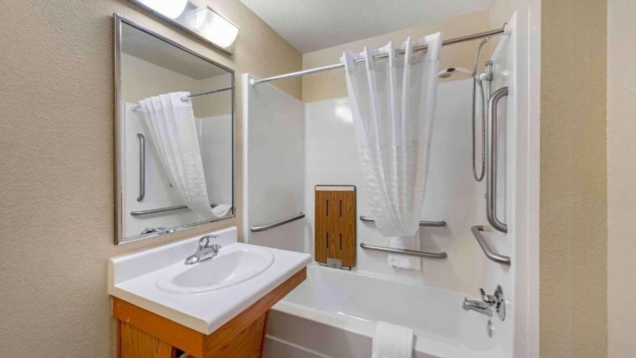 Photo of Bathroom in Norman