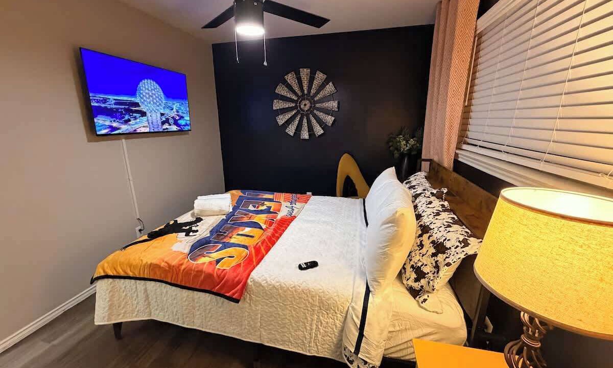 Photo of Bedroom in Waxahachie