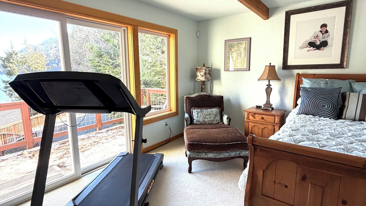Photo of Bedroom in Port Angeles