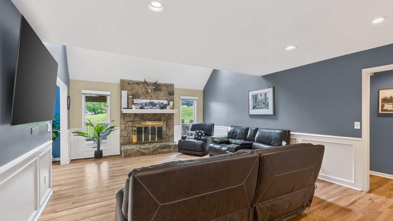 Photo of Livingroom in Shawnee
