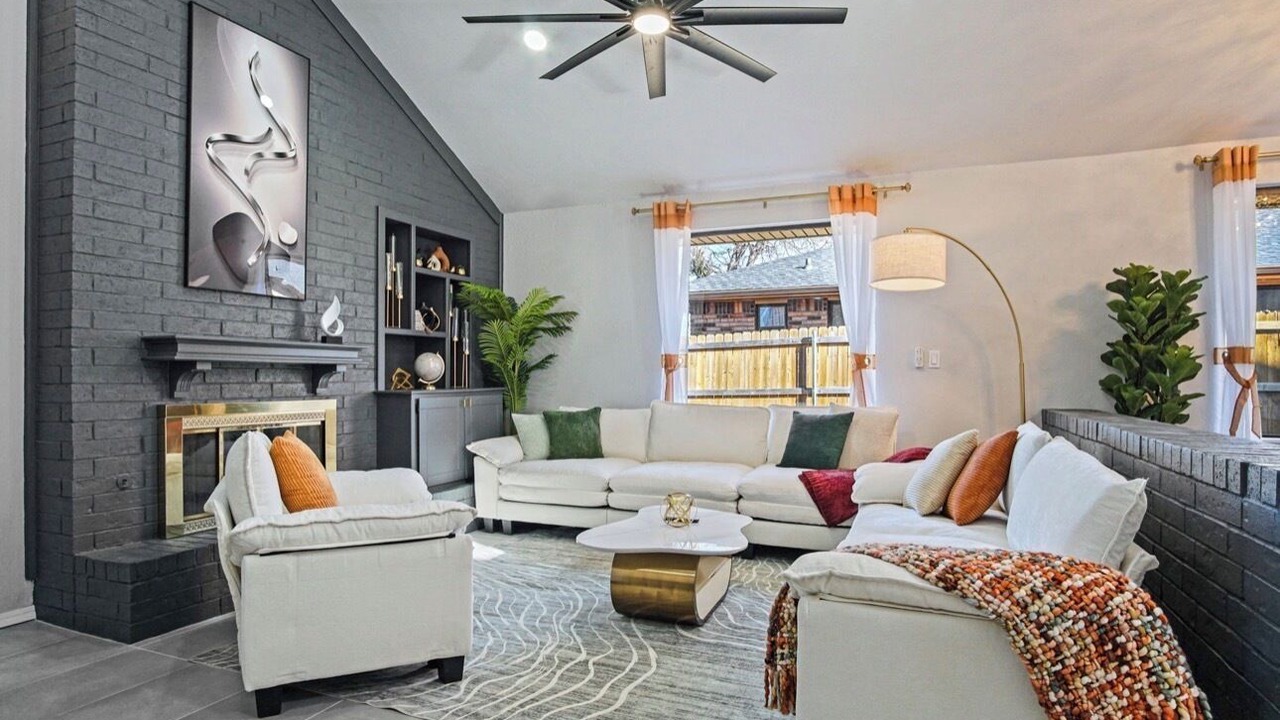 Photo of Livingroom in Oklahoma City