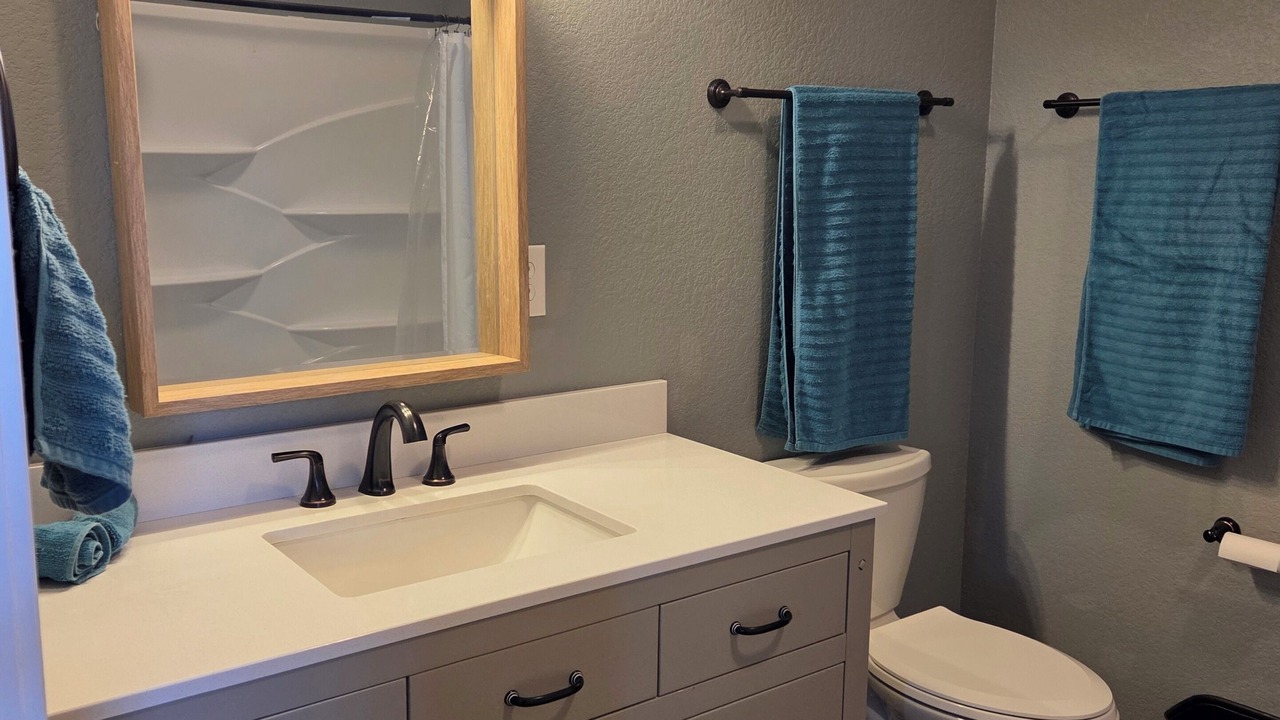Photo of Bathroom in Peyton