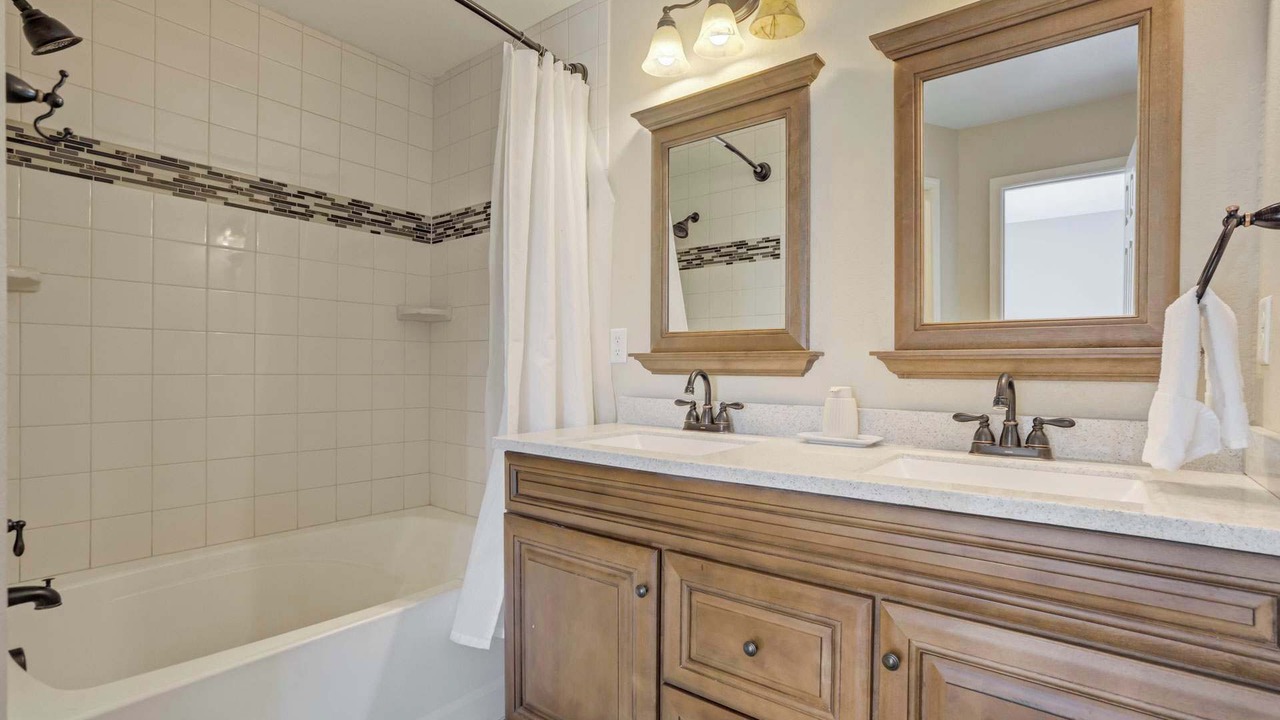 Photo of Bathroom in Security-Widefield
