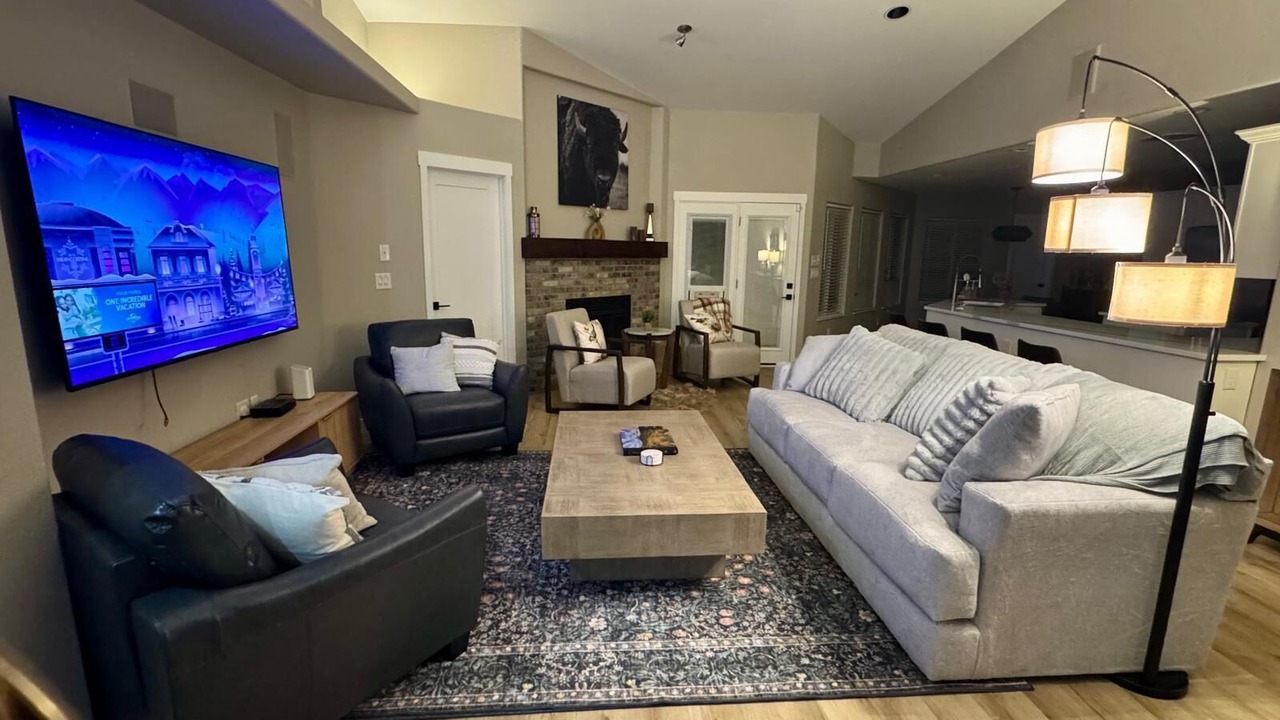 Photo of Livingroom in Greeley