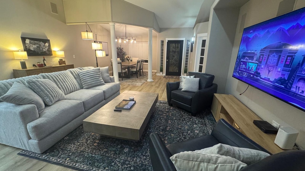 Photo of Livingroom in Greeley