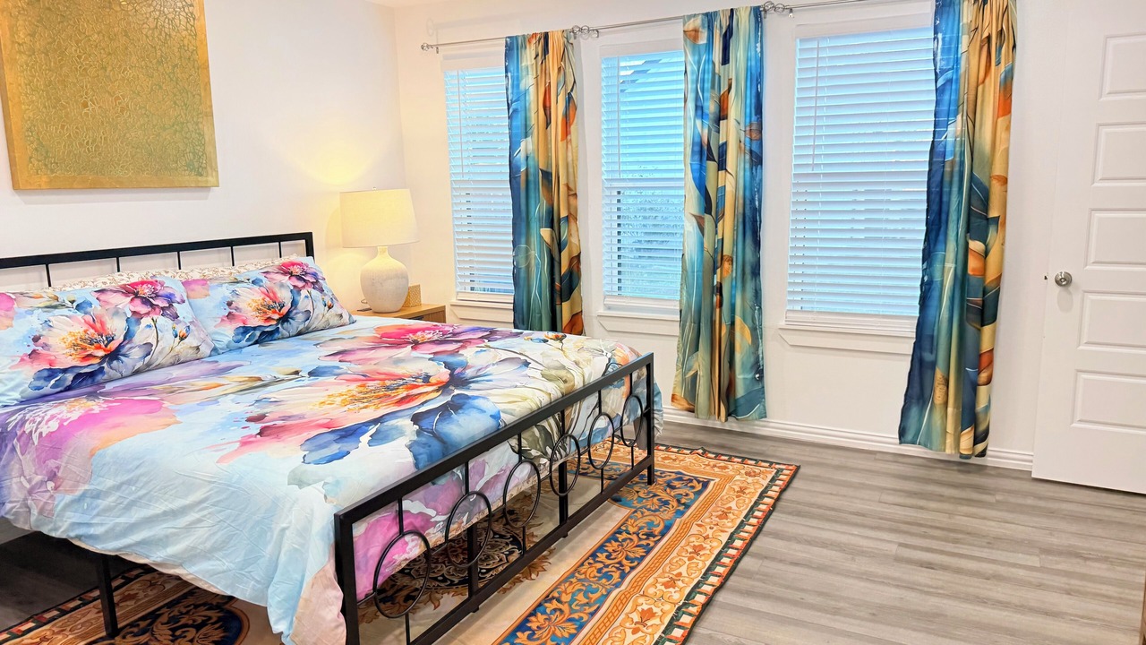 Photo of Bedroom in Lakewood Village