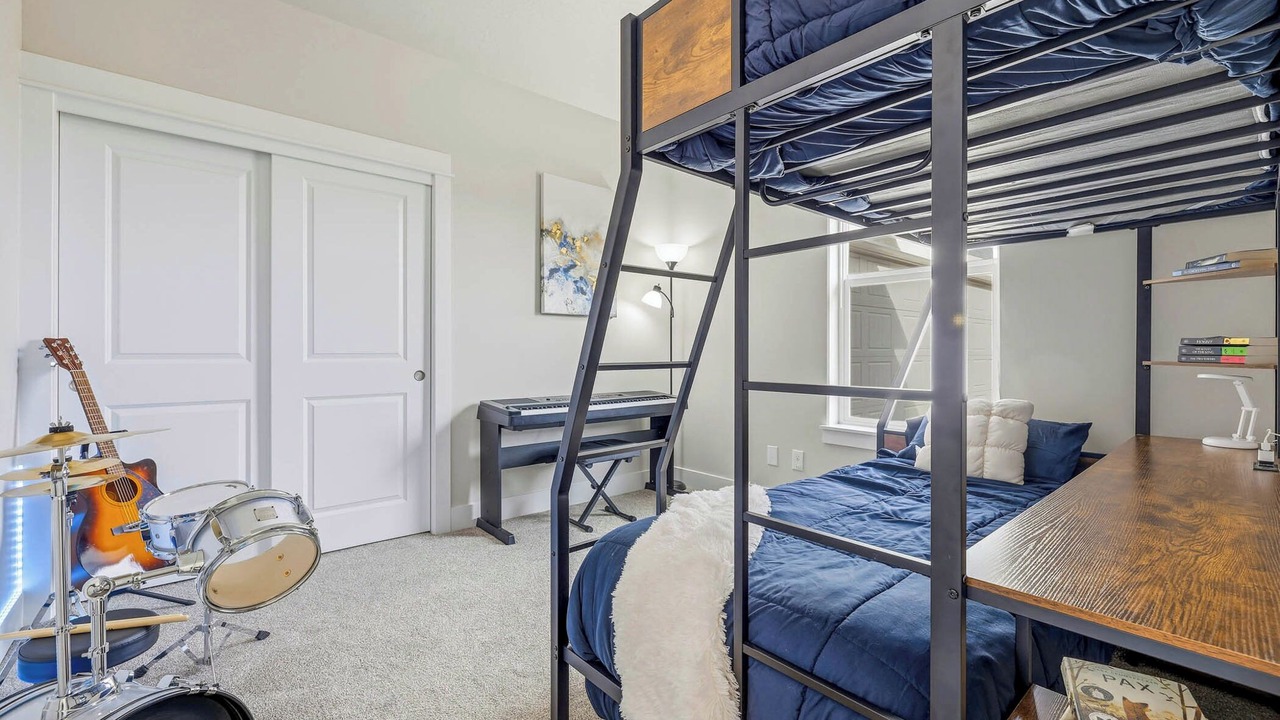 Photo of Bedroom in South Richland