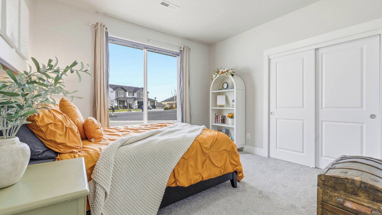 Photo of Bedroom in South Richland