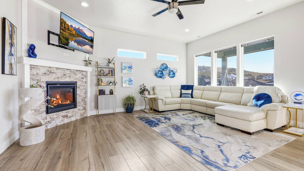 Photo of Livingroom in South Richland