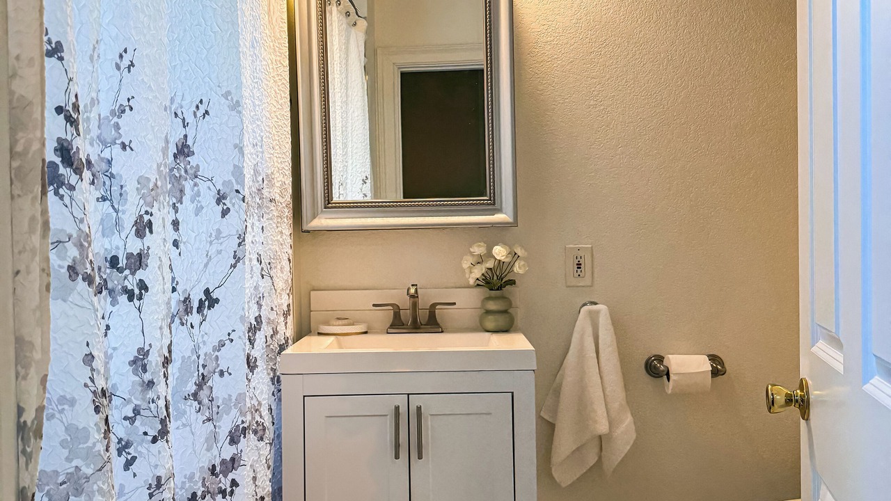Photo of Bathroom in City Park West