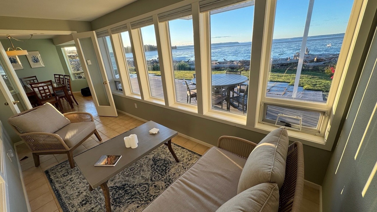 Photo of Livingroom in Camano Island