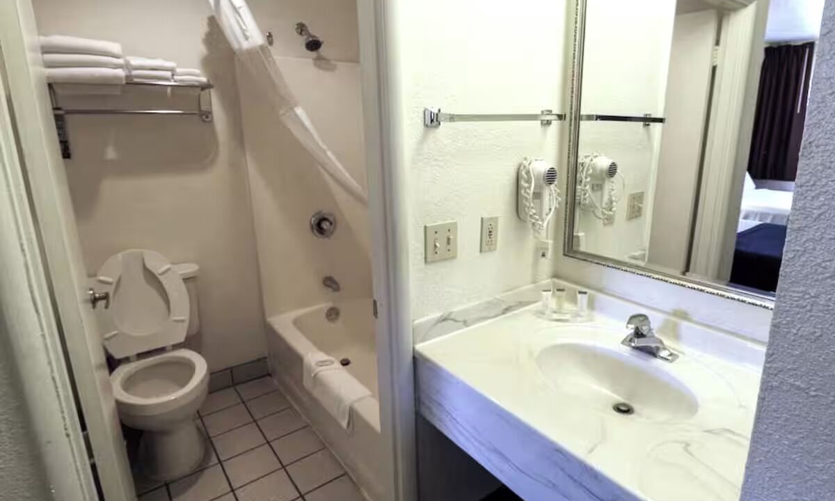 Photo of Bathroom in Pendleton