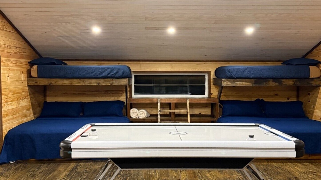Photo of Bedroom in Board Camp
