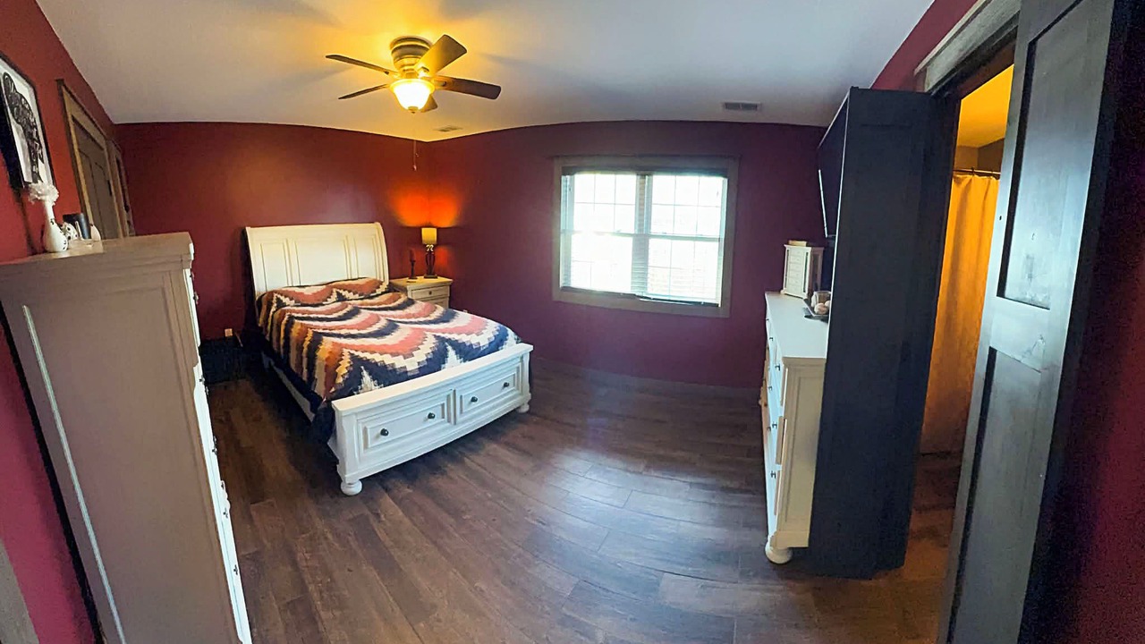 Photo of Bedroom in Spring Hill