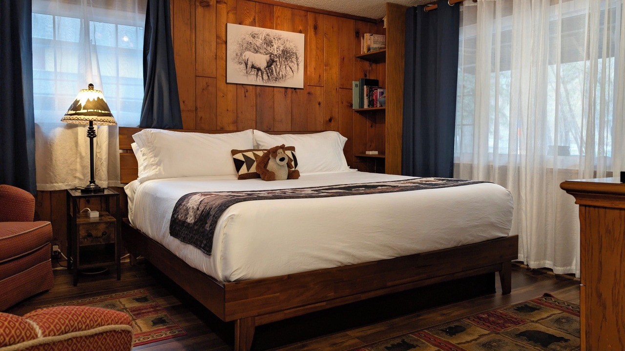 Photo of Bedroom in Evergreen
