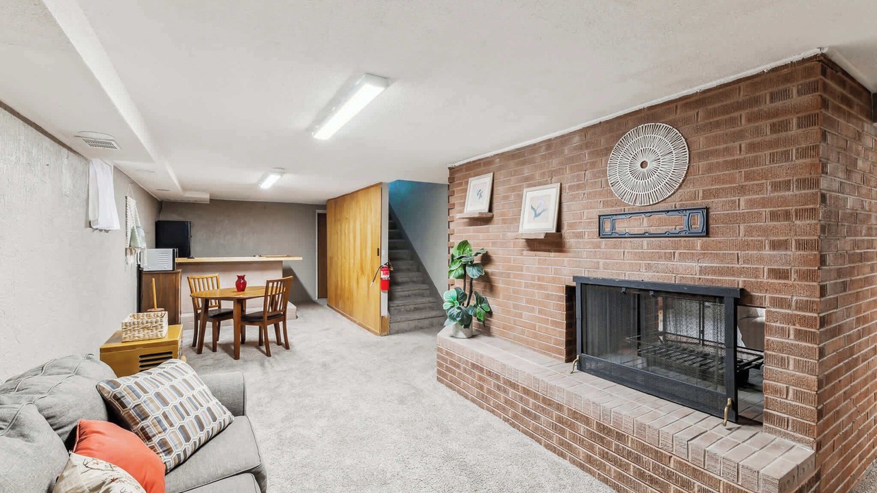 Photo of Livingroom in Cheyenne