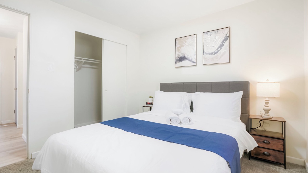 Photo of Bedroom in Aurora