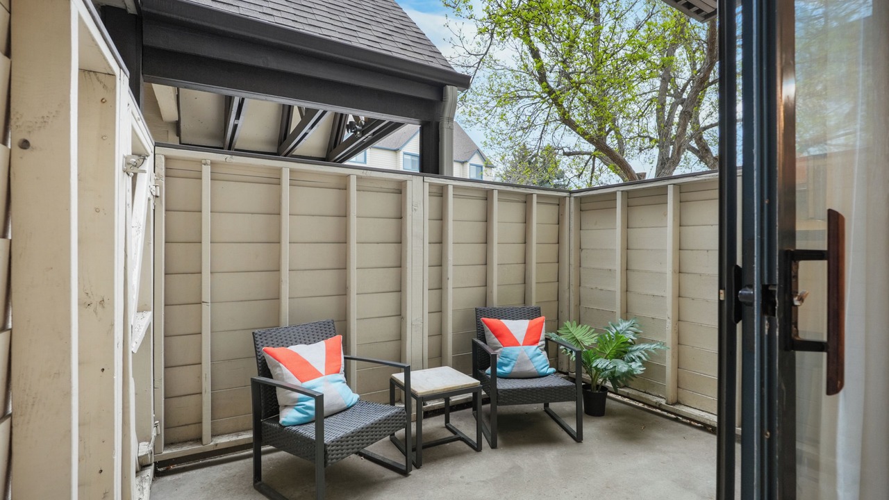 Photo of Patio Balcony in Englewood
