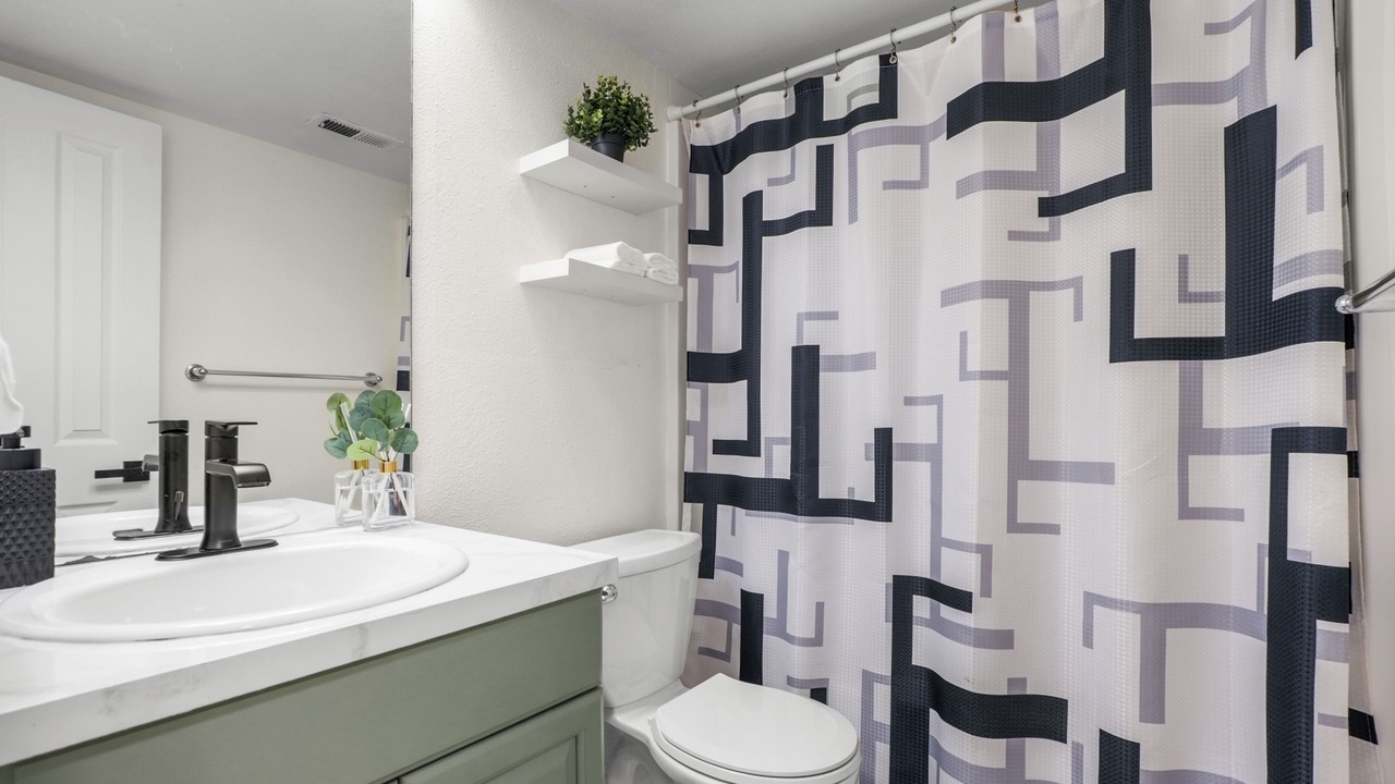 Photo of Bathroom in Englewood