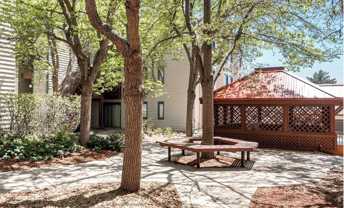 Photo of Patio Balcony in Englewood
