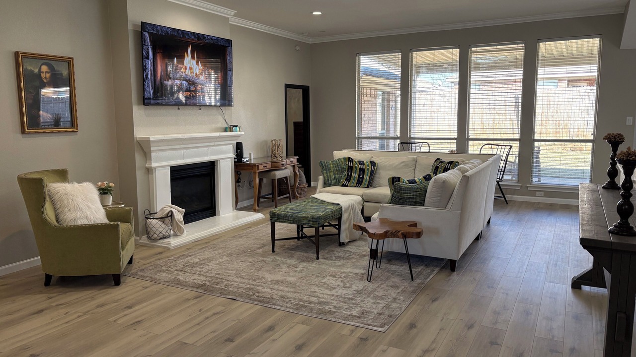 Photo of Livingroom in Keller