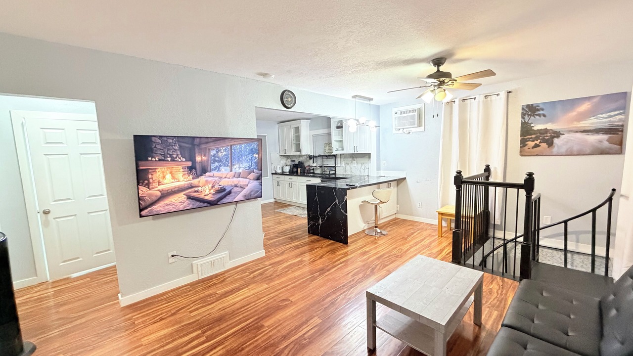 Photo of Livingroom in Tukwila