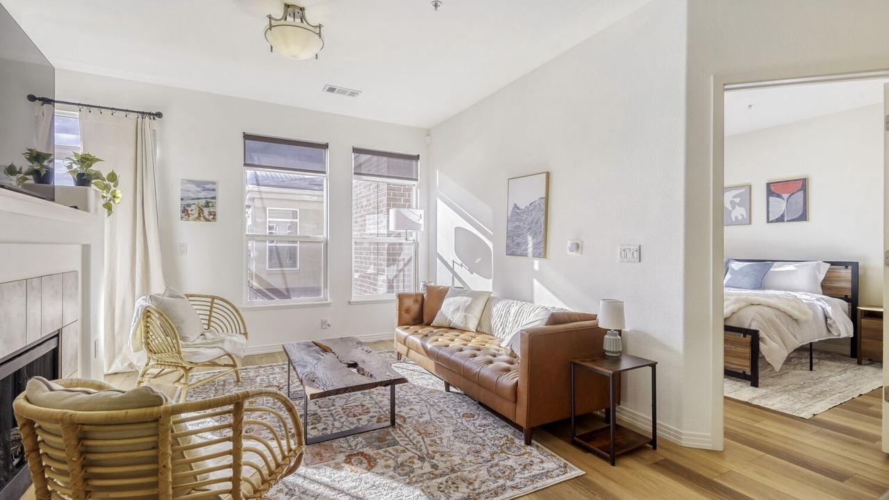 Photo of Livingroom in Lone Tree