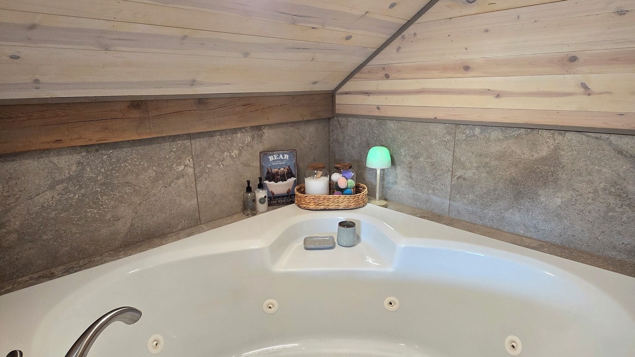 Photo of Bathroom in Garden Valley