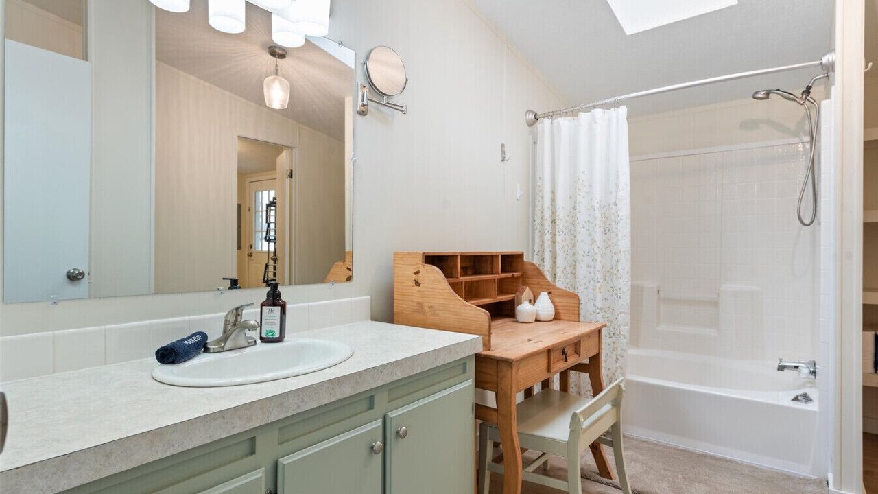 Photo of Bathroom in Baker City