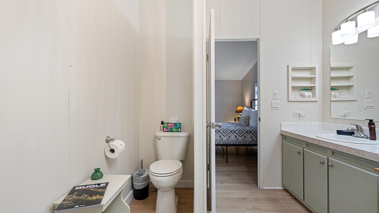Photo of Bathroom in Baker City