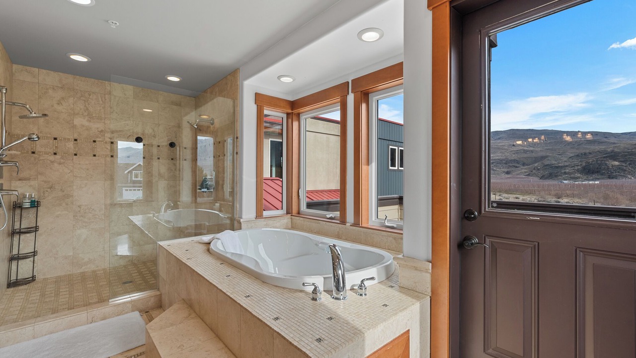 Photo of Bathroom in Orondo