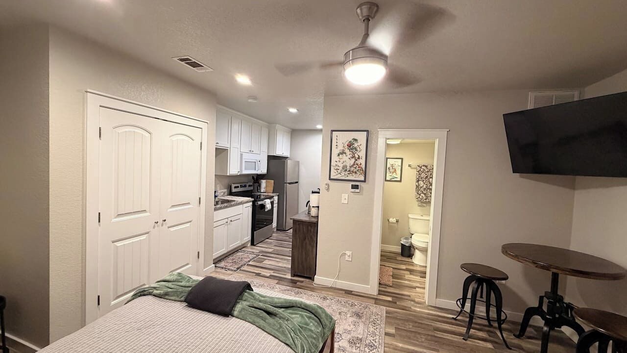 Photo of Bedroom in Fairmount