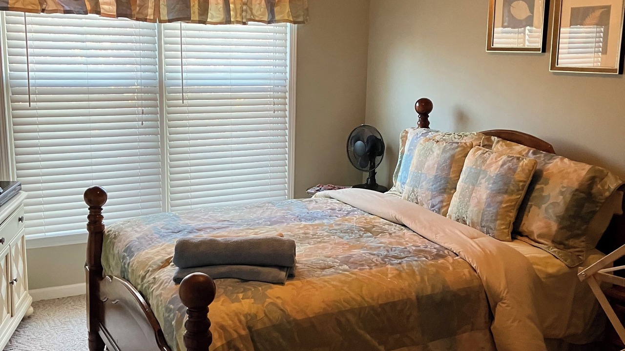 Photo of Bedroom in Shawnee