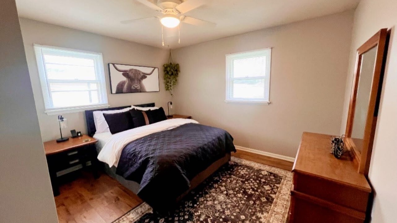 Photo of Bedroom in Salina